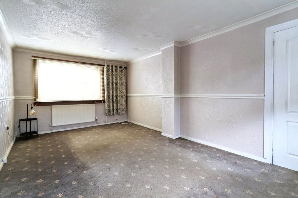 Property photo 2 of 16 Picture No. 37