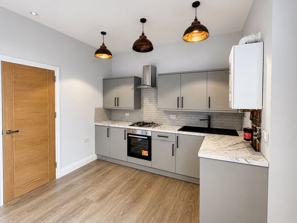 Property photo 2 of 13 Kitchen