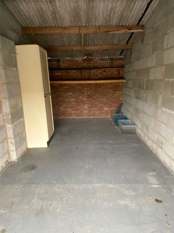 Property photo 2 of 3 Picture No. 02