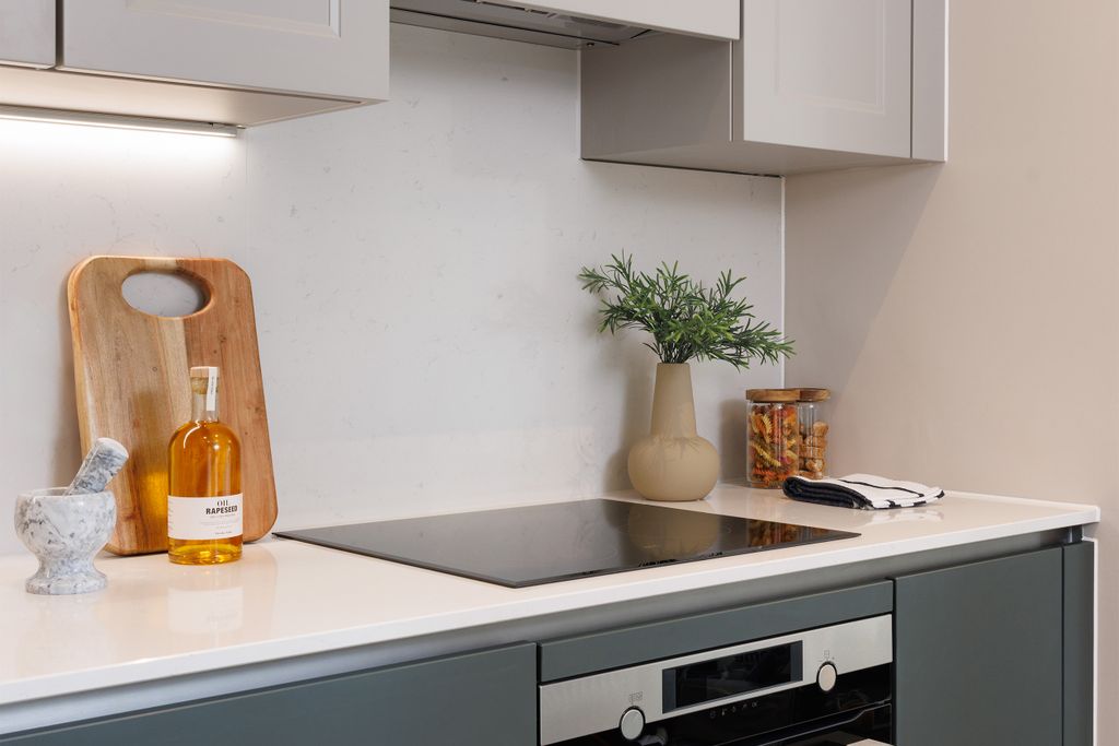 Property photo 2 of 9 Kitchen