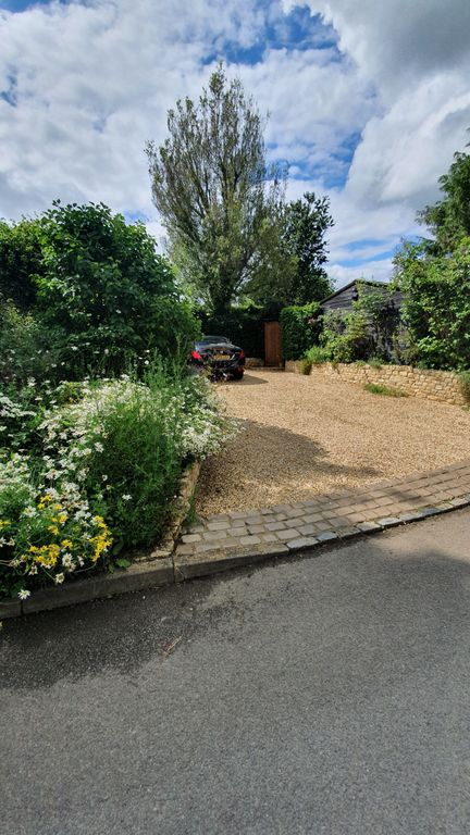 Property photo 2 of 49