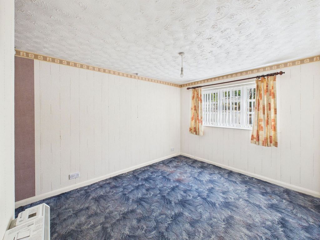 Property photo 3 of 23