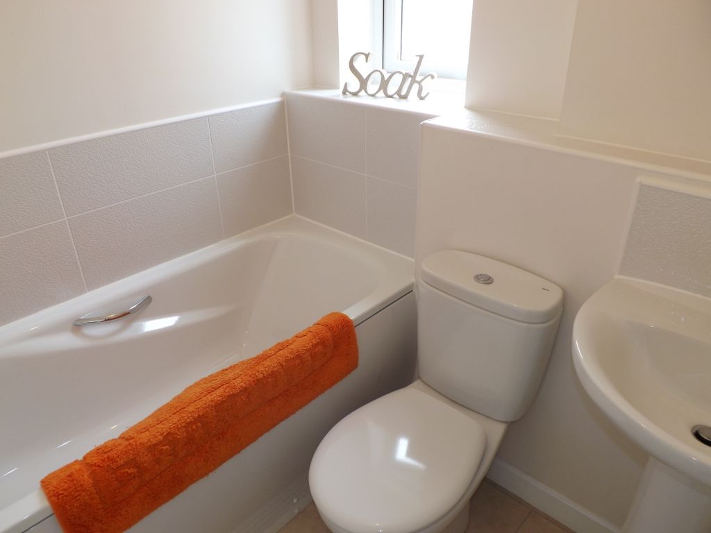 Property photo 3 of 11