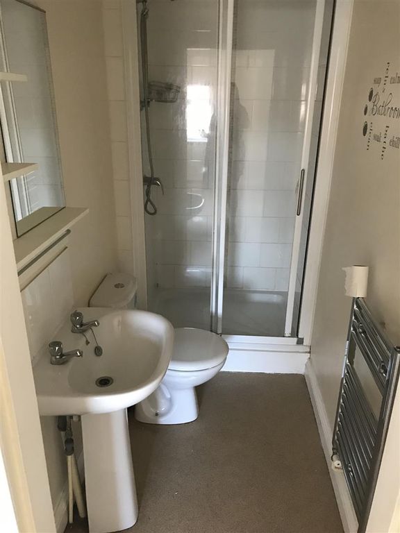 Property photo 2 of 5 Ensuite.Jpeg