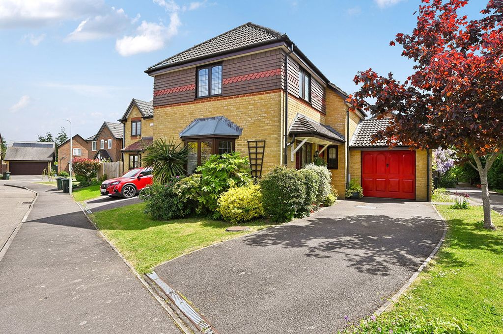 Property photo 1 of 17