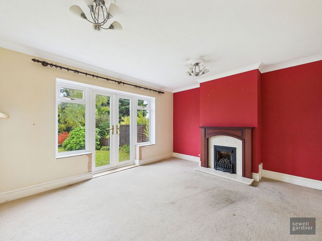 Property photo 3 of 16