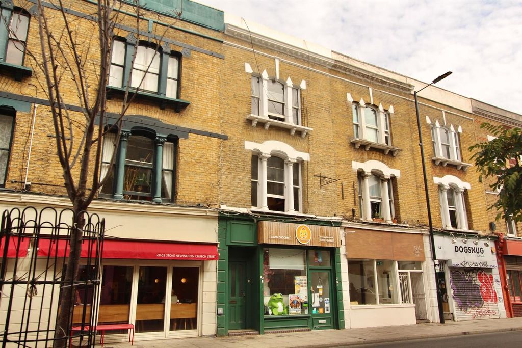Property photo 2 of 11 Stoke Newington Church Street, N16
