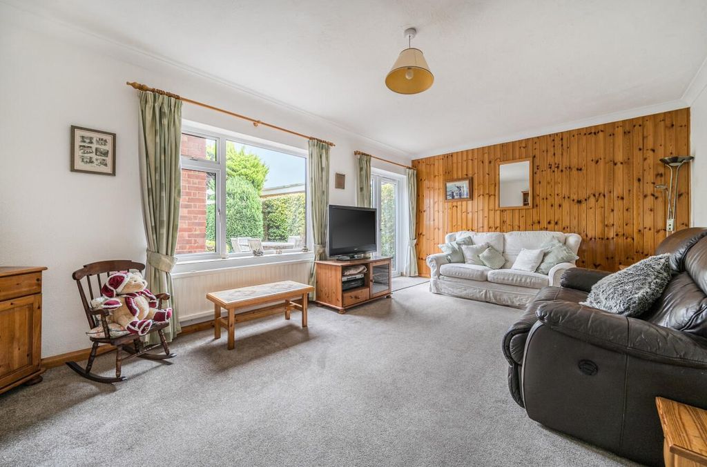 Property photo 3 of 24