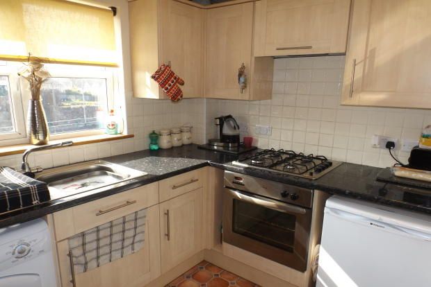 Property photo 2 of 9 Kitchen