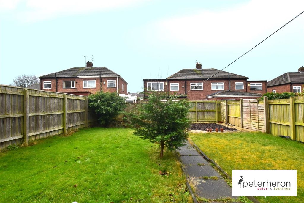 Property photo 2 of 16 4.Jpg