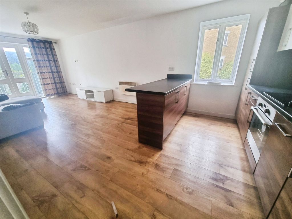Property photo 2 of 11 Picture No. 02