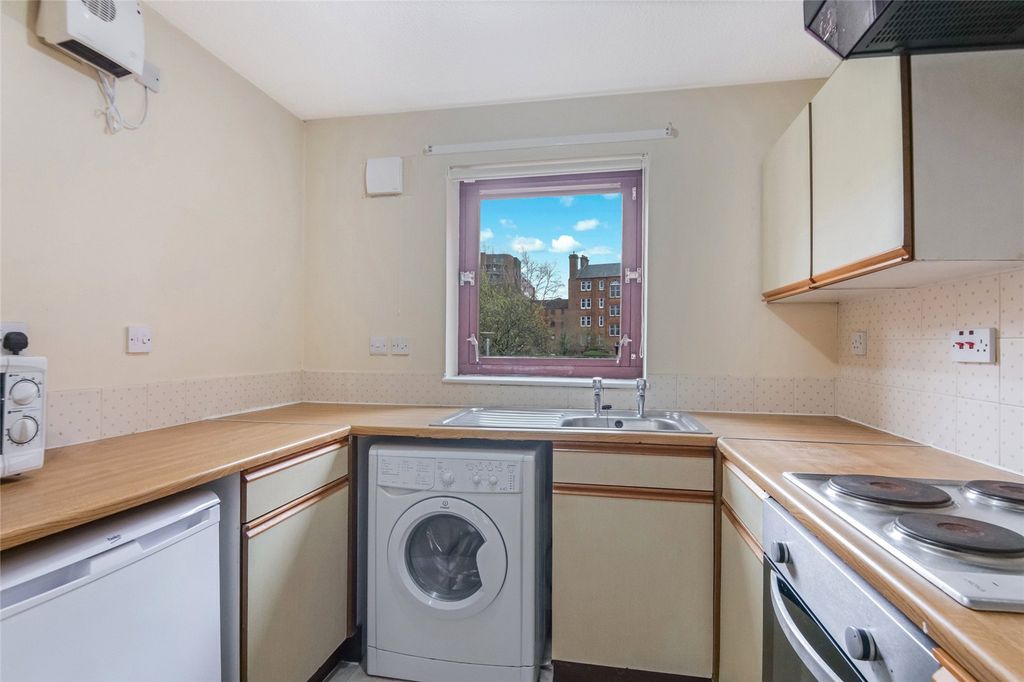 Property photo 3 of 15 Picture No. 08