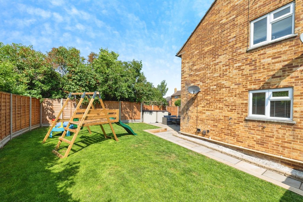 Property photo 3 of 17