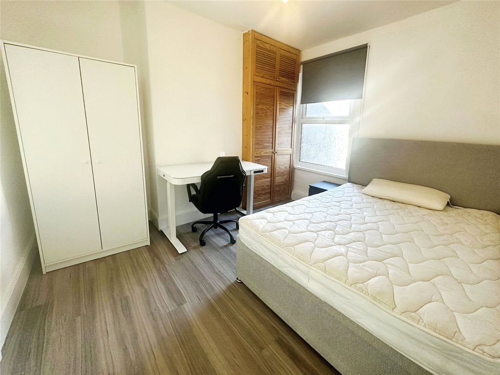 Property photo 2 of 5 Bedroom Two