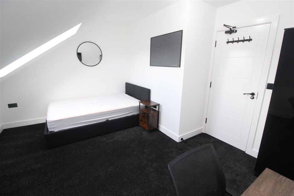 Property photo 1 of 13 Wyeverne 11.Jpg