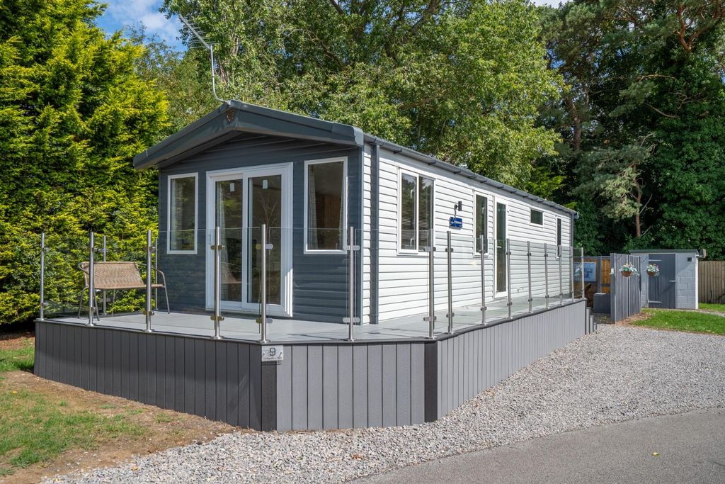 Property photo 1 of 10 L-10.Jpg