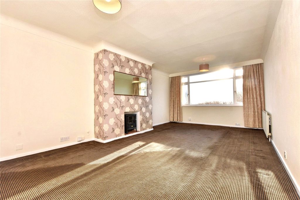 Property photo 3 of 25 Picture No. 12