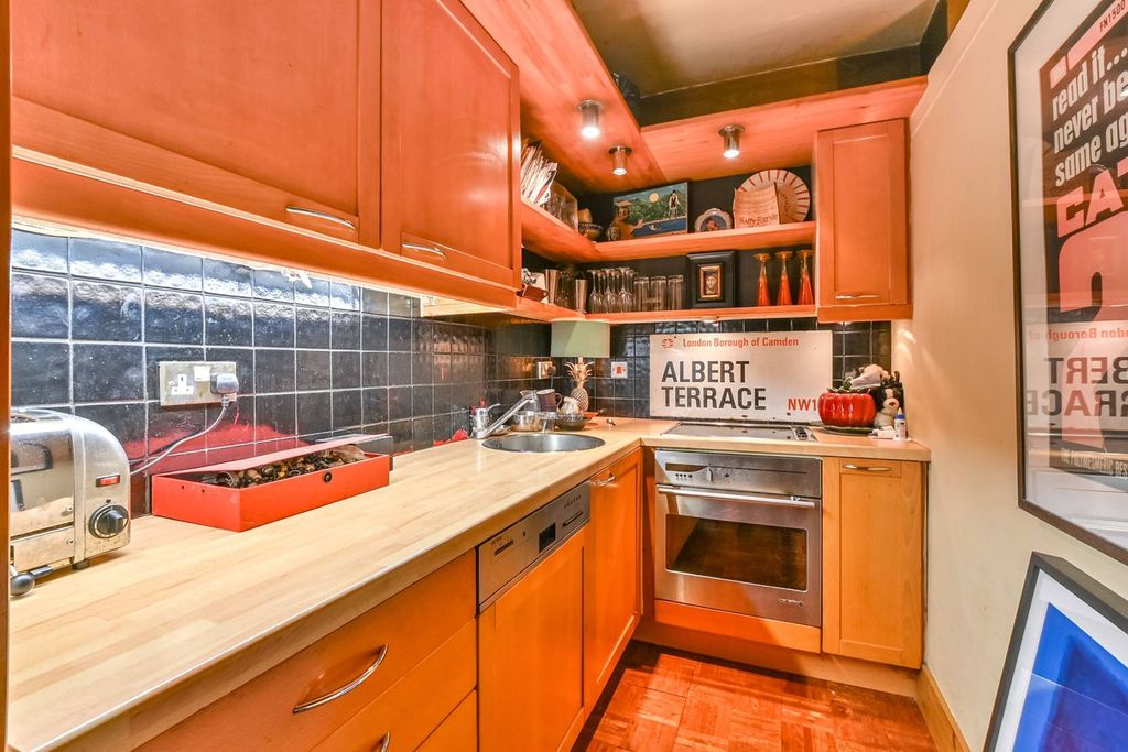 Property photo 3 of 7