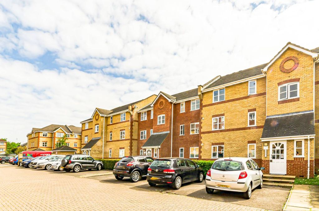 Property photo 1 of 7