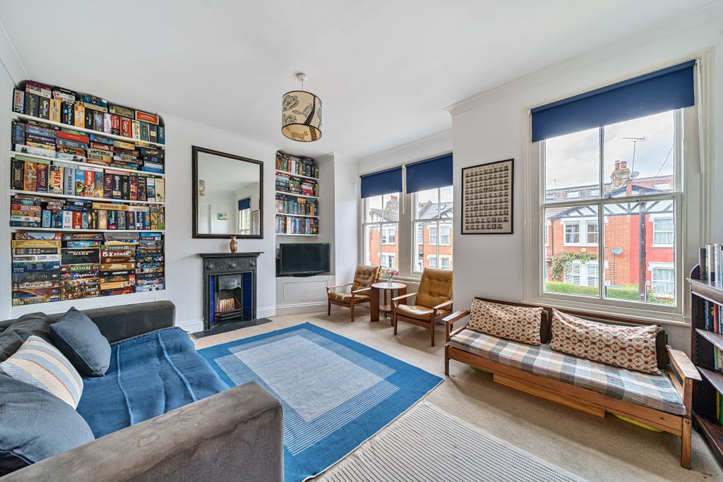 Property photo 1 of 18