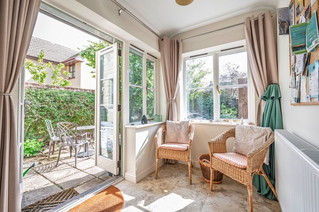 Property photo 2 of 22 Family Room Area