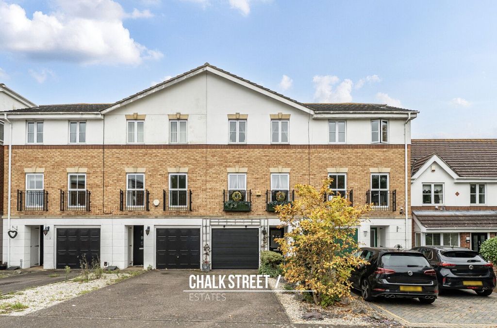 Property photo 1 of 26