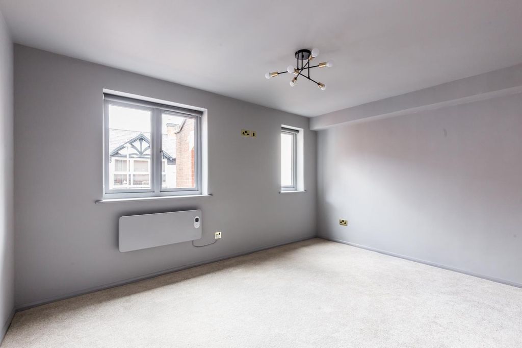 Property photo 3 of 13 Generous Double Bedroom With Neutral Décor And Plenty Of Natural Light