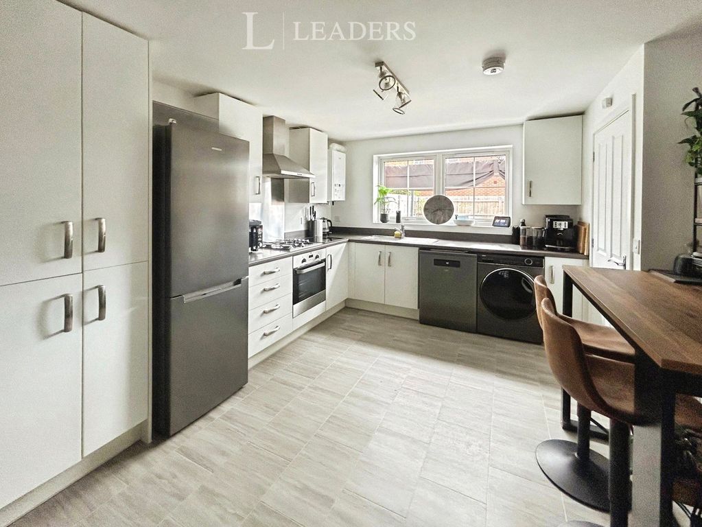Property photo 3 of 14 Pbox-Img.Jpg