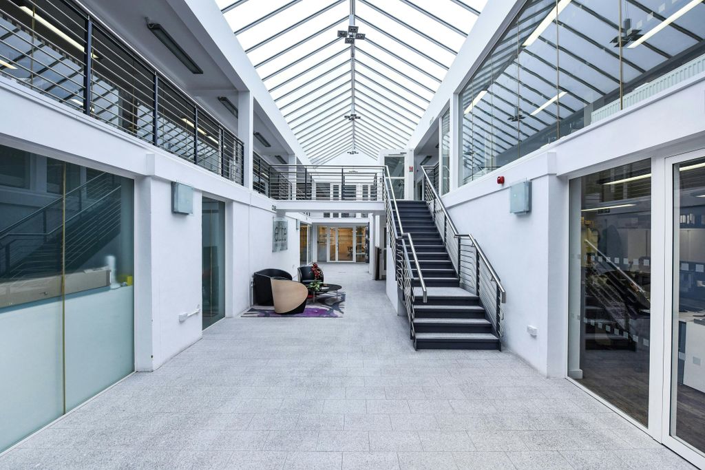 Property photo 2 of 9 B0Ad116196953Be26d4E82d950005dc8Letting21137.Jpg