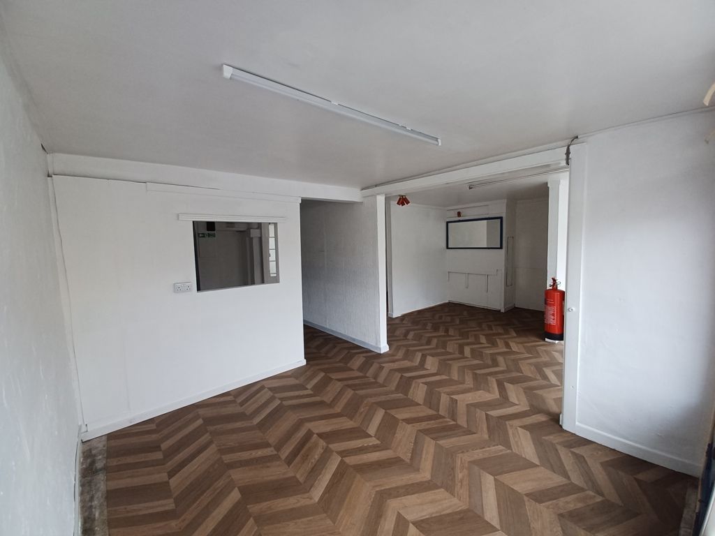 Property photo 2 of 5 Photo 12