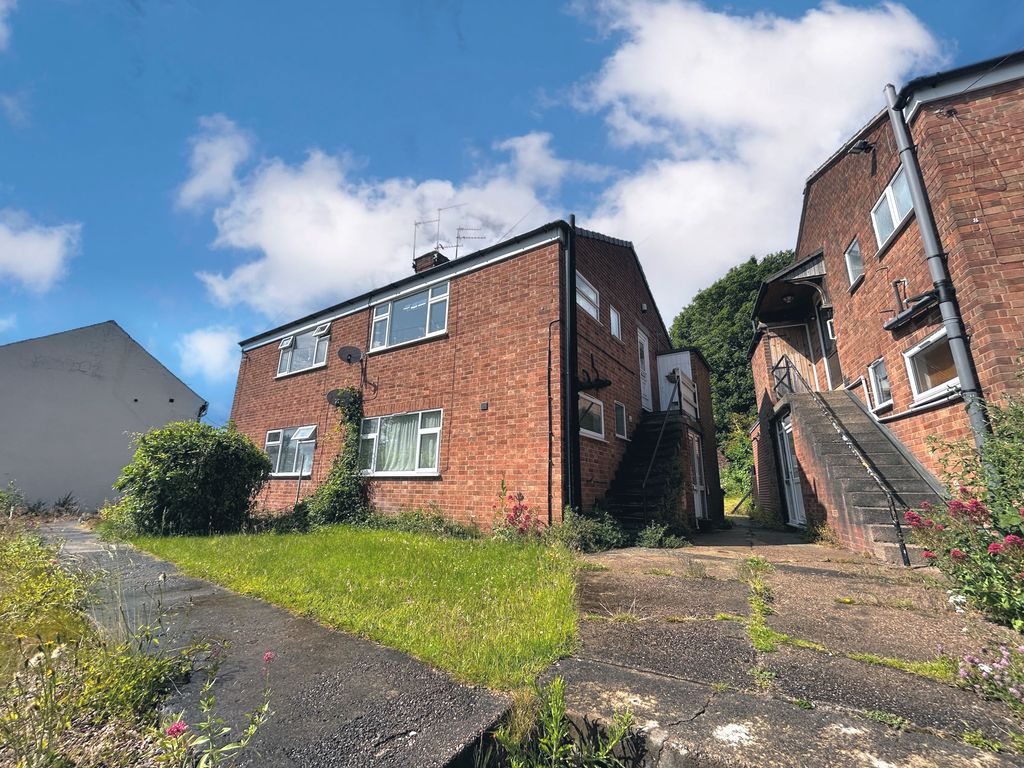 Property photo 1 of 9 8E7Bc313-6F56-4459-8CE9-35Ae98B1163C.Jpg