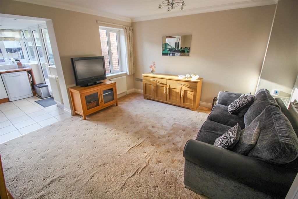 Property photo 2 of 12 Img_0851.Jpg