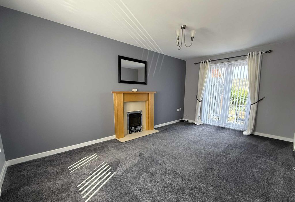 Property photo 2 of 12 Picture No. 03
