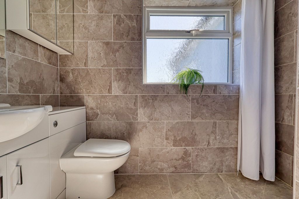 Additional image 20 of 3 bed detached bungalow for saleNeap House Road, Scunthorpe DN15