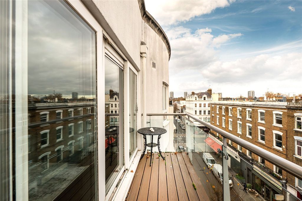 Property photo 2 of 7 Private Terrace