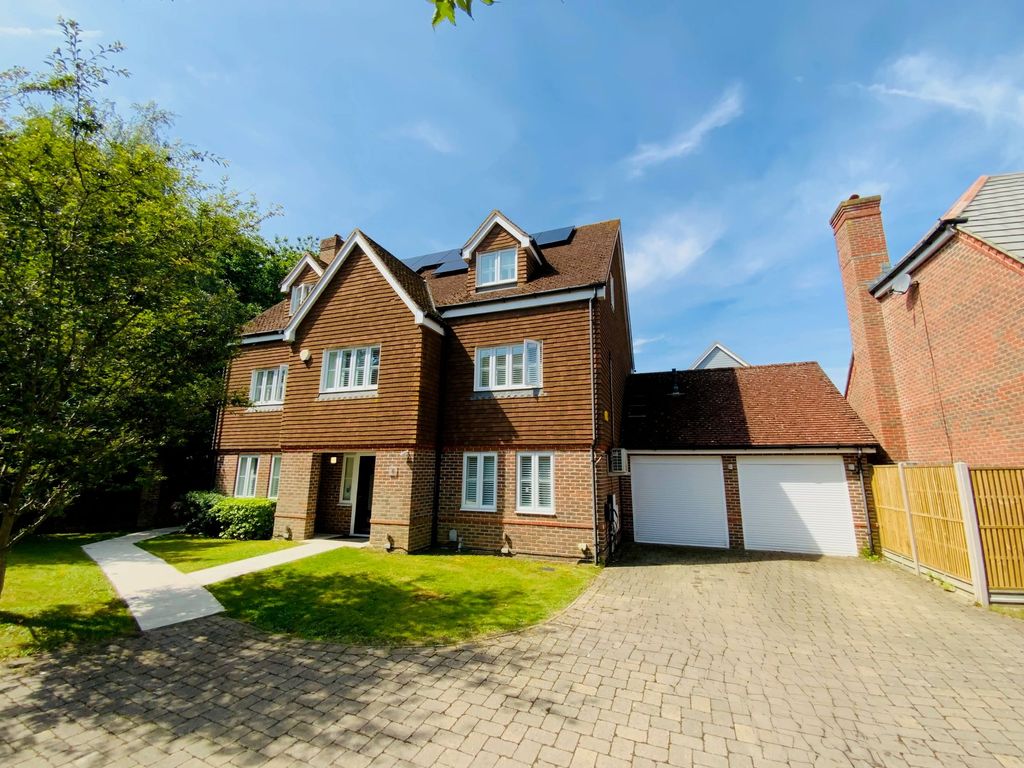 Property photo 1 of 24