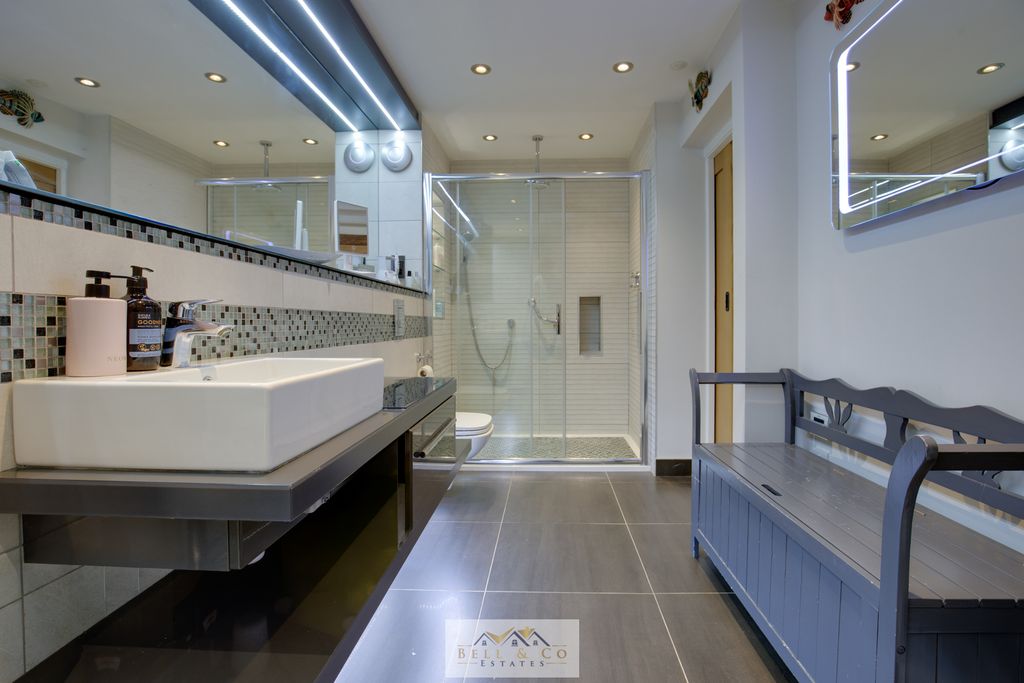Additional image 20 of 7 bed barn conversion for saleBankside, Brightholmlee, Sheffield S35