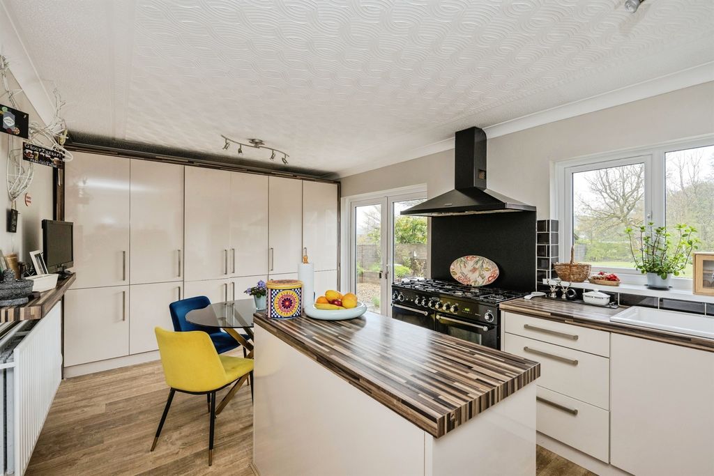 Additional image 15 of 4 bed detached house for saleHeol Gelli Fawr, Five Roads, Llanelli SA15