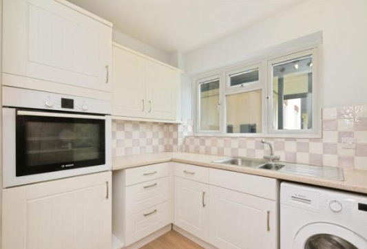 Property photo 3 of 5