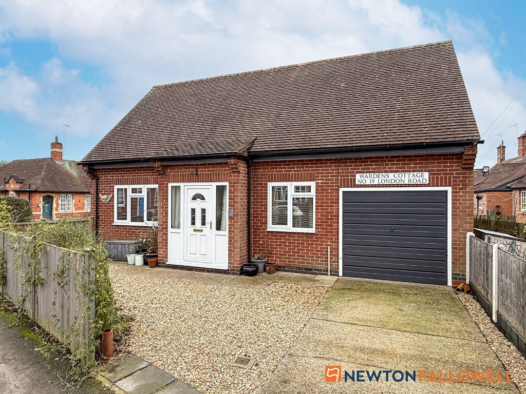 Property photo 1 of 18