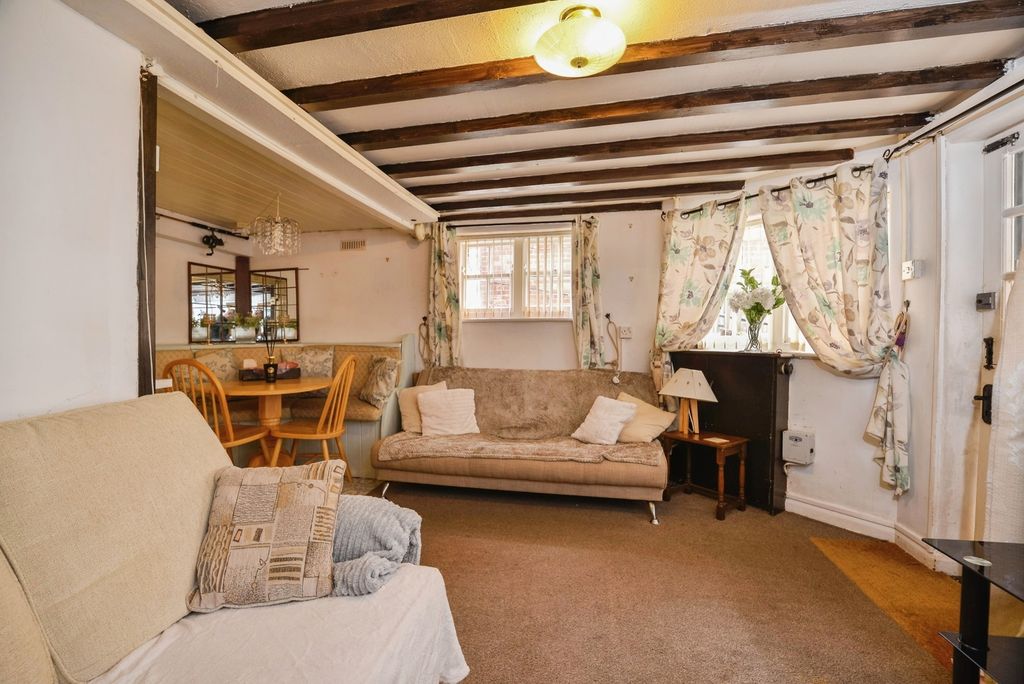 Property photo 3 of 17 Pbox-Img.Jpg