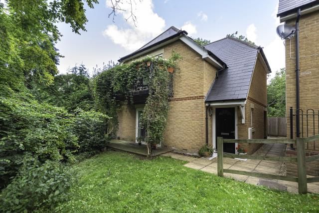 Property photo 1 of 10 External View