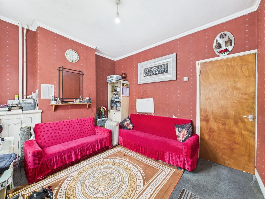 Property photo 1 of 14 Cam05348G0-Pr0019-Still001.Jpg