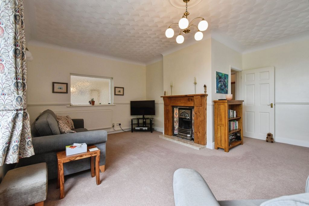 Property photo 3 of 23 Pbox-Img.Jpg