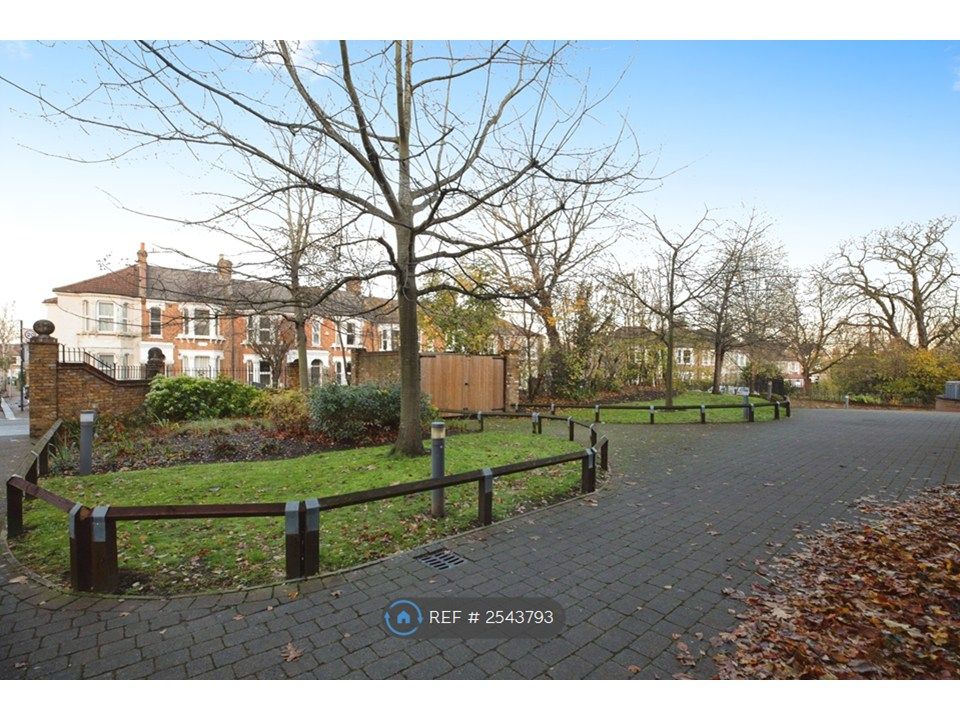 Property photo 2 of 21 Outside Green Space