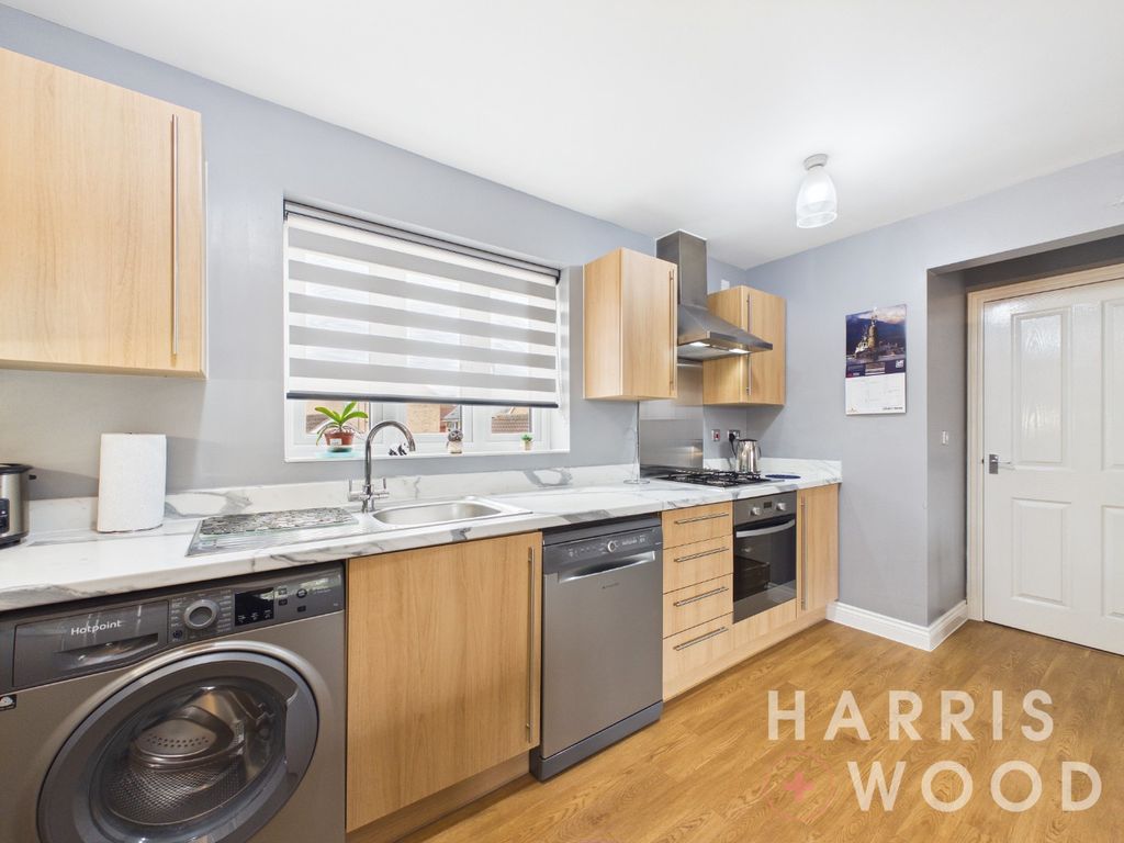 Property photo 3 of 16 5325854