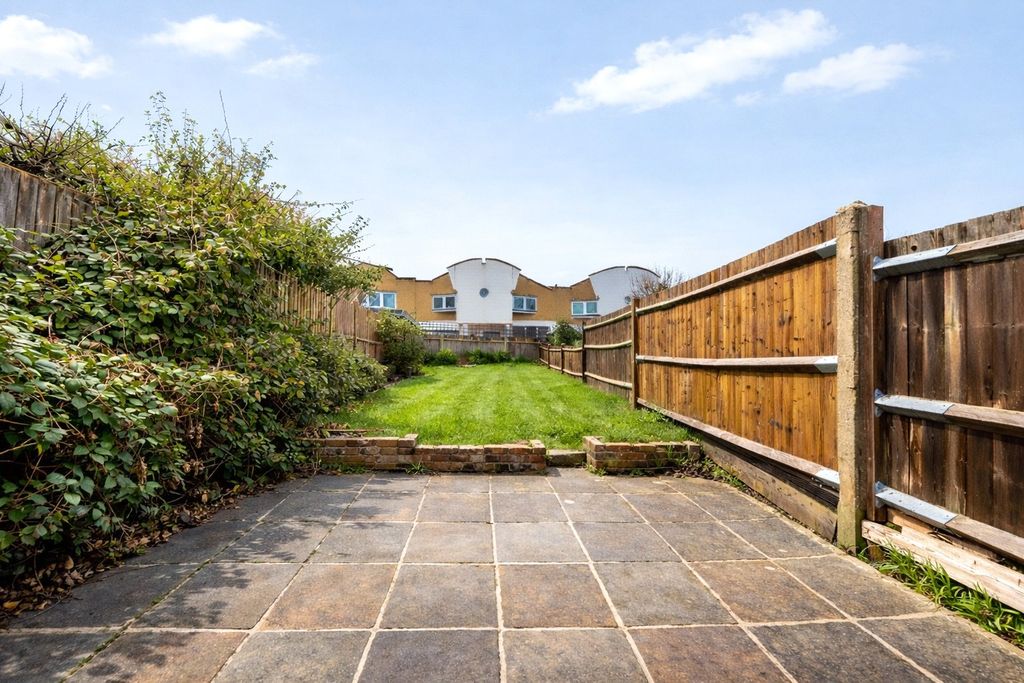 Property photo 3 of 20 Picture No. 31