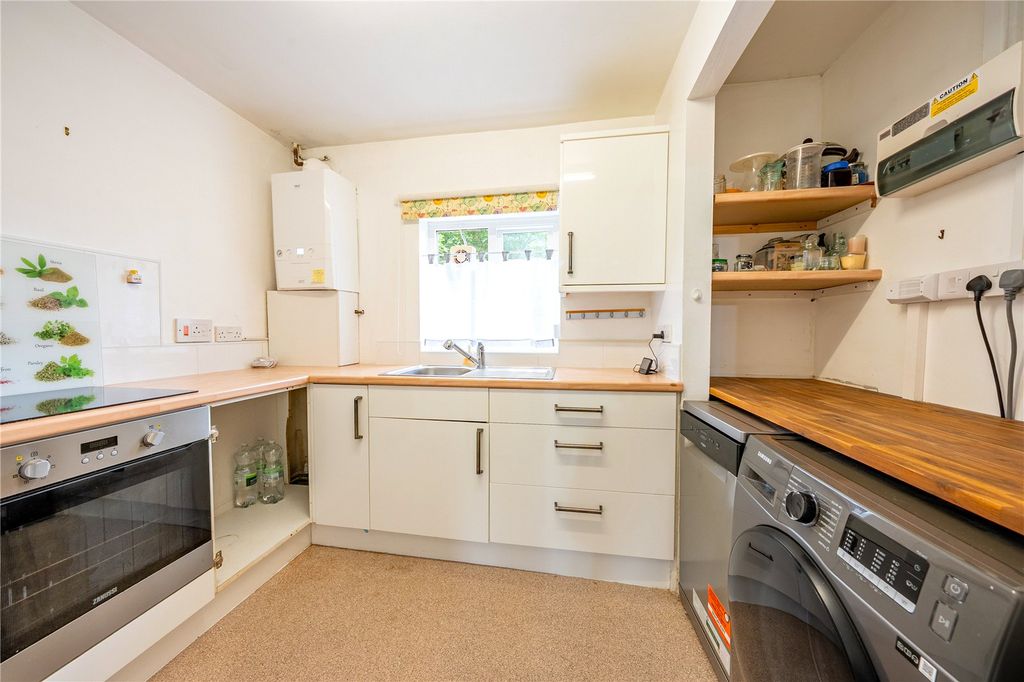 Property photo 3 of 14 Picture No. 08