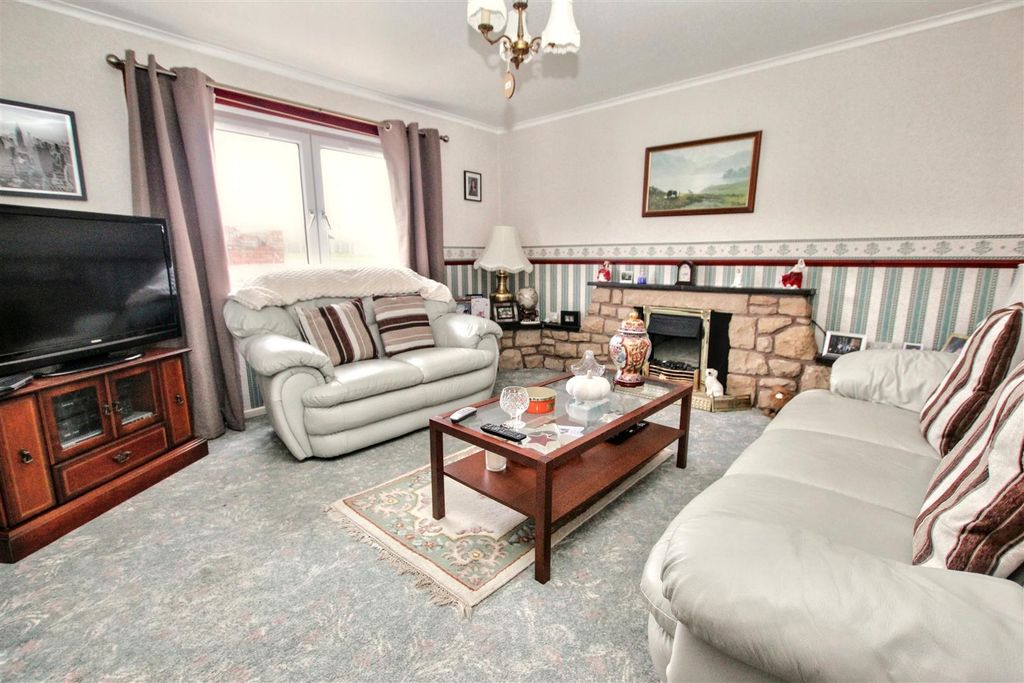 Property photo 3 of 13 3.Jpg