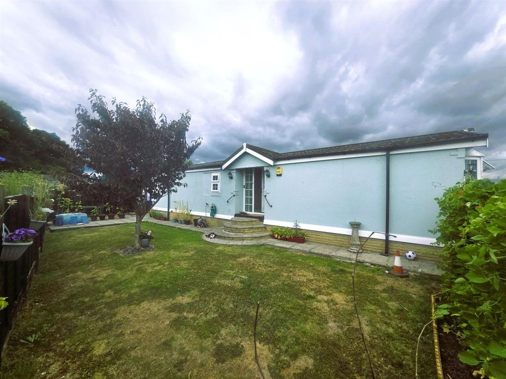 Property photo 1 of 23 Sale140\1.Jpg